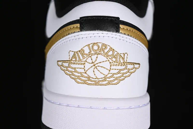 All categories Air Jordan Jordan series basketball shoes Air Jordan 1 Low G version pure original Air Jordan 1 Low AJ1 Joe 1 black and white gold hook low-top cultural basketball shoes 553558-172